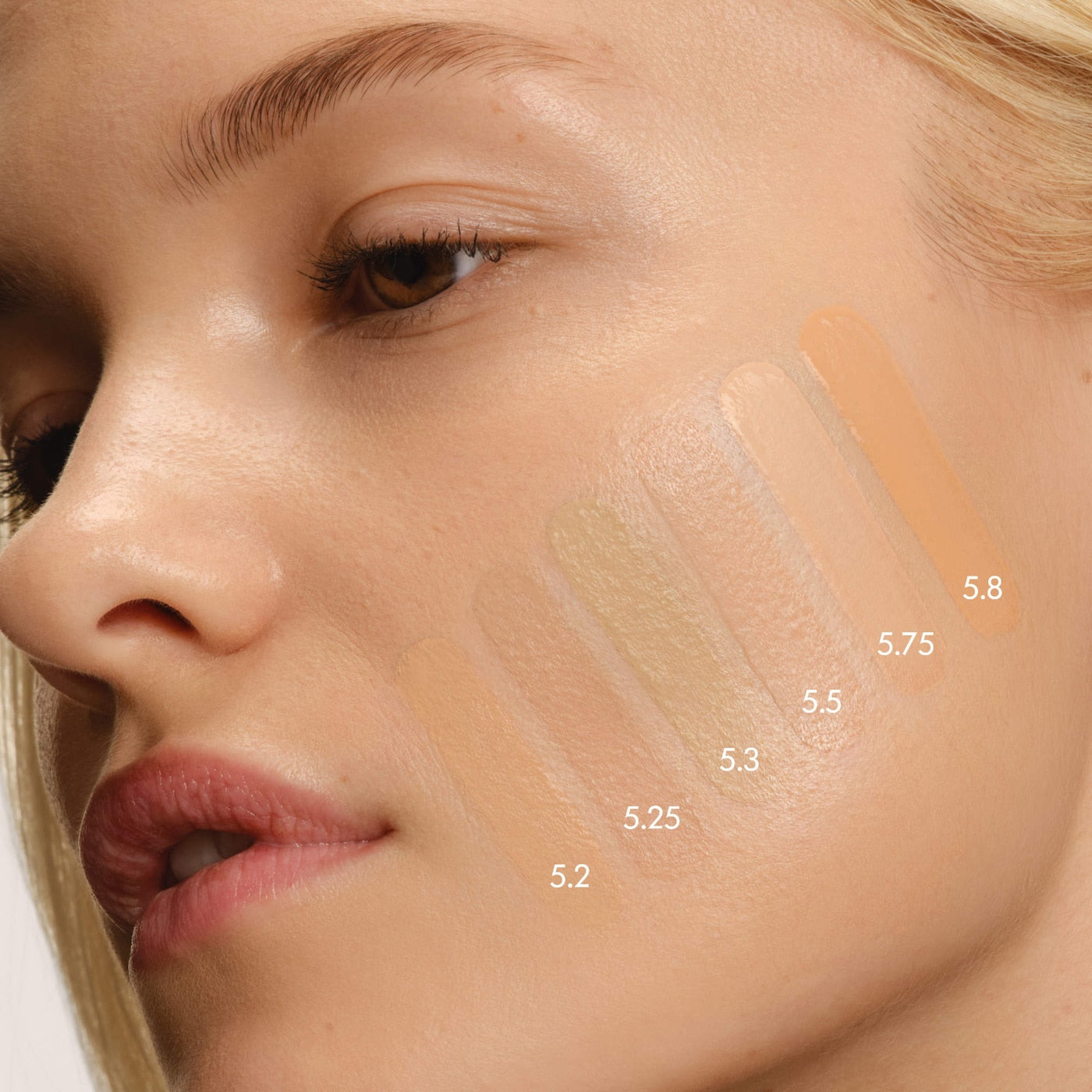 Giorgio Armani Luminous Silk Natural Glow Blurring Liquid Foundation shade 5.2 light medium warm peach undertone 24 hour wear natural glow finish