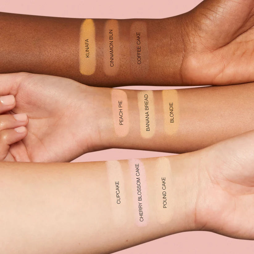 HUDA Easy Bake and Snatch Pressed Talc-Free Powder