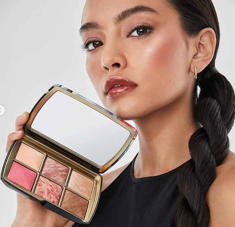 Hourglass Ambient Lighting Edit Unlocked Palette - Horse - The Powder Room