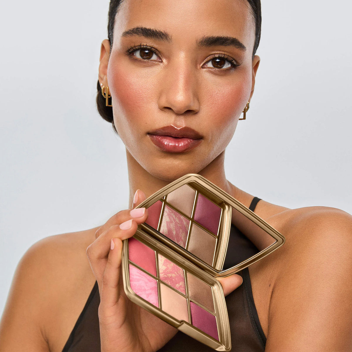Hourglass Ambient Lighting Edit Unlocked Palette Love face makeup palette in Pakistan