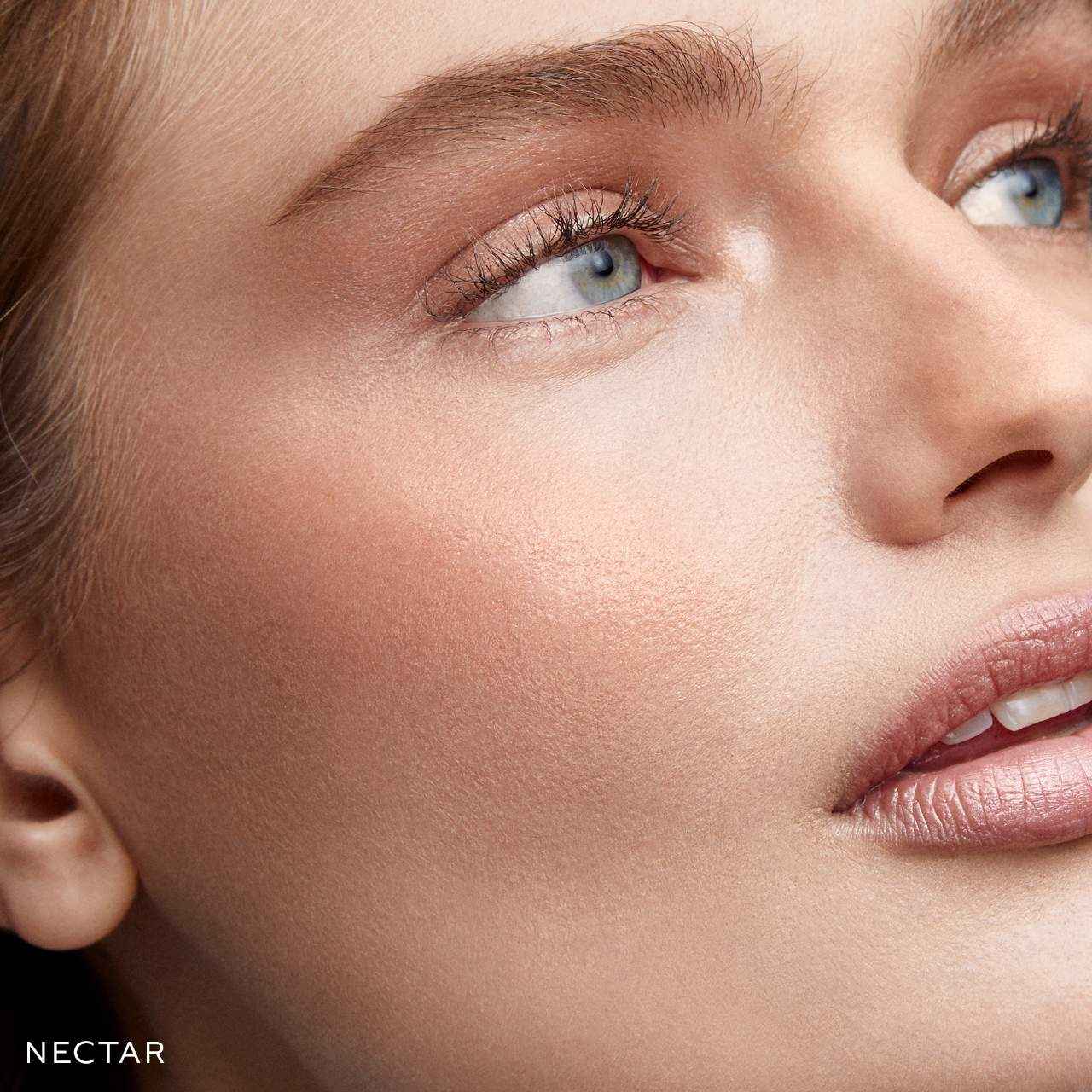 Westman Atelier Mini Lit Up Glassy Gel Highlighter Stick – Nectar