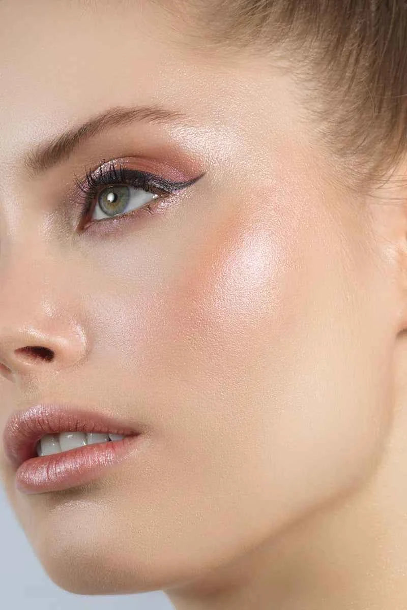 Stila Heaven's Hue Highlighter – Kitten
